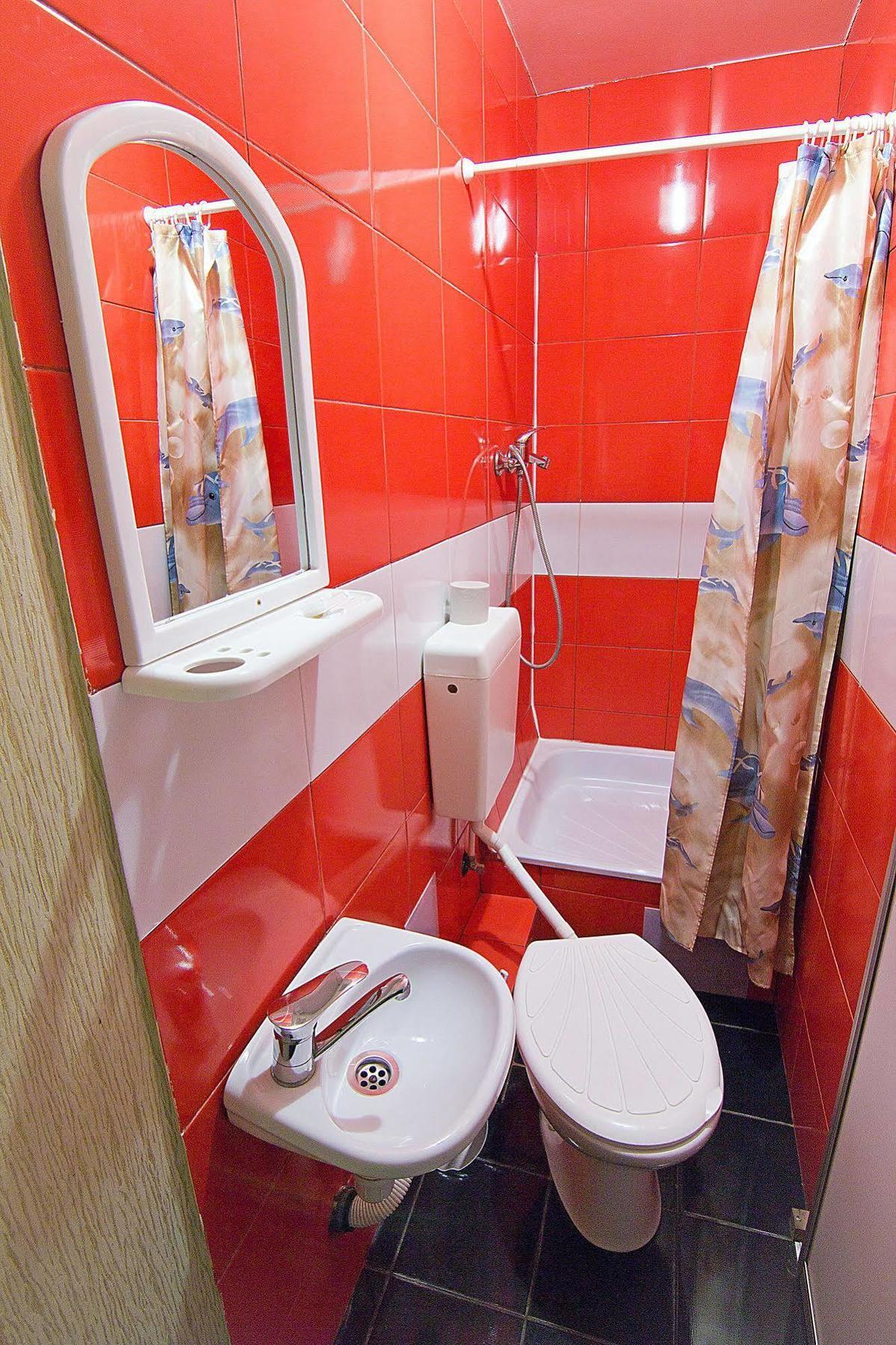 Tokyo Star Economy Hotel Odessa Eksteriør billede